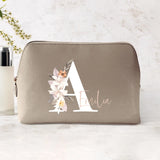La tua iniziale - Pochette cosmetica in PU con iniziale floreale e nome personalizzato