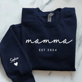 navyblauer Pullover personalisierbar - gefertigt von Love & Faith