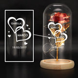Rosa eterna luminosa con campana di vetro, placcatura oro e stampa personalizzata con nomi e data anniversario – Motiv 2