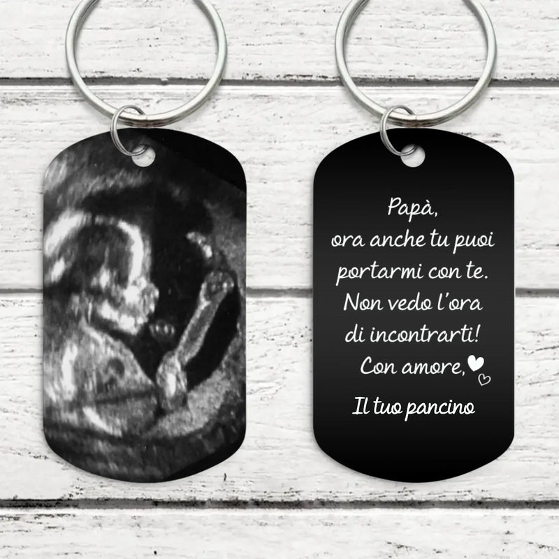 Piccolo pancino – Portachiavi personalizzato per la mamma e il papà per la Festa del Papà (Incisione - Nero/Bianco)