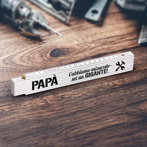 Metro pieghevole personalizzato in legno da 2 metri con nome inciso, regalo ideale per papà e nonno – Motiv 2