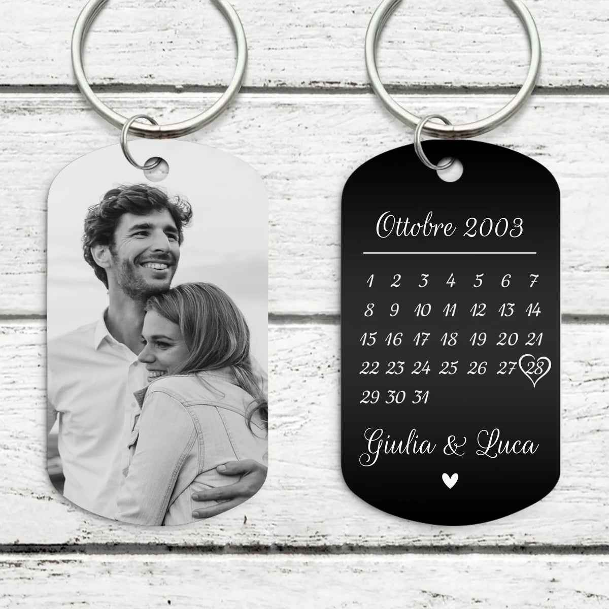 Portachiavi metallo inciso nero personalizzato con foto e anniversario per coppie, incisione doppia lato