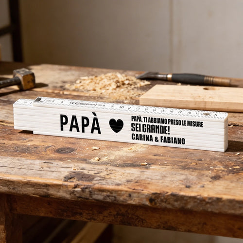 Metro pieghevole personalizzato per papà in legno con detti divertenti e nome inciso – Motiv 2