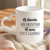 Regalo personalizzato - tazza bianca con manico a forma di cuore e nome personalizzato - realizzata da Love & Faith